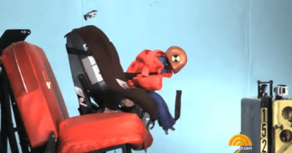 winter-car-seat-crash-dummy-test1