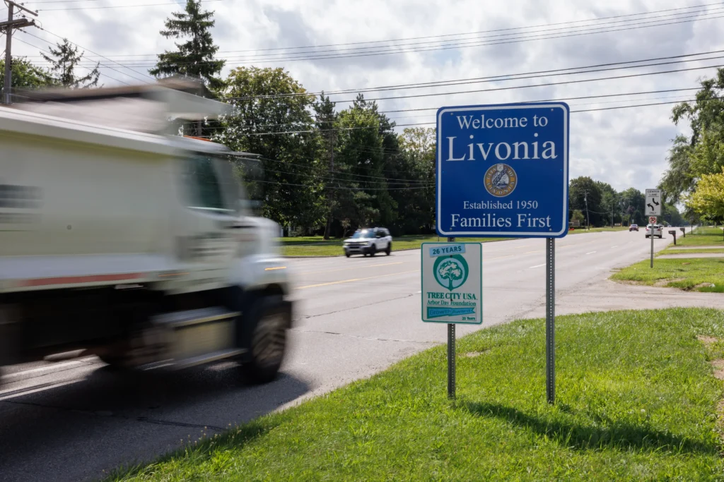 Livonia, MI Truck Accident Lawyer: Best Semi Crash Attorney