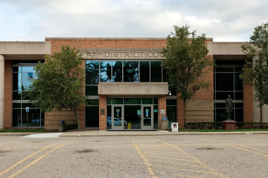 Exterior of the 47th District Court, representing truck accident law firm Farmington Hills legal matters.
